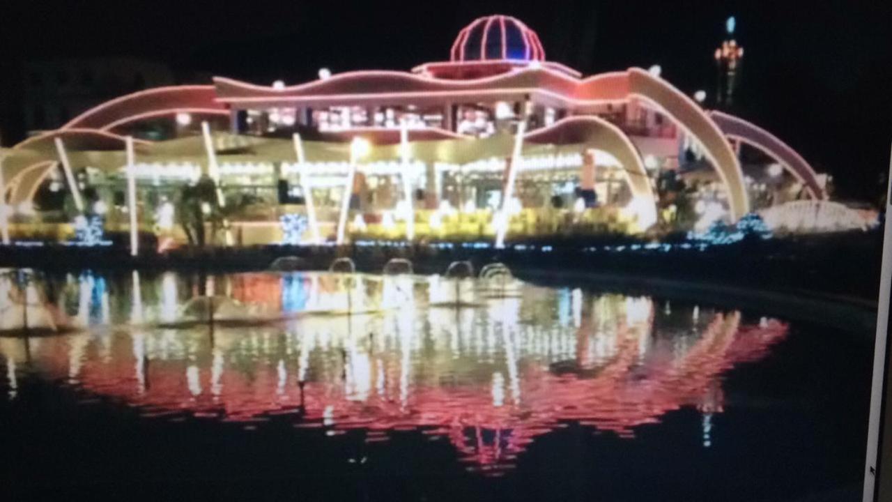 Skanderbeg Square Apartments Tirana Bagian luar foto